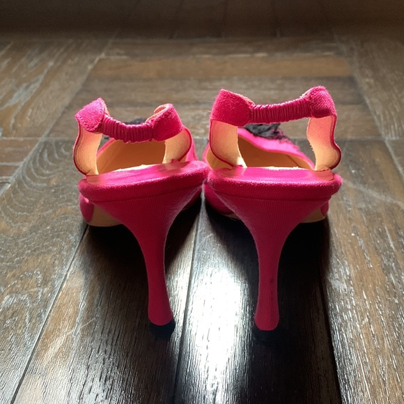 Manolo Blahnik Carolyne Pink Slingback Pumps Size 37 - Picture 3 of 5